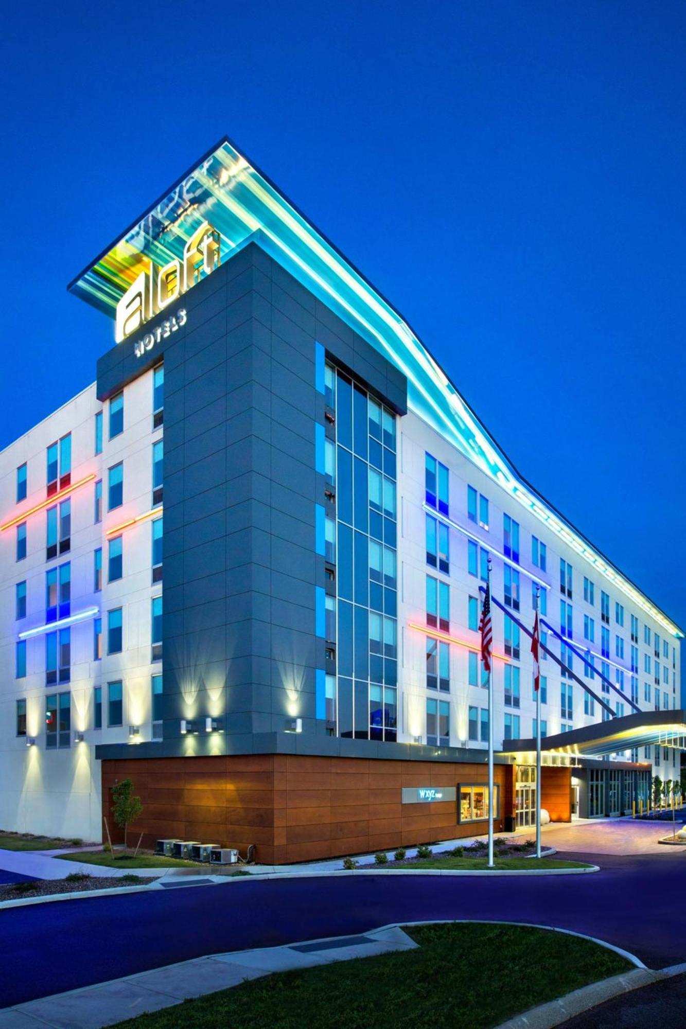Aloft Buffalo Airport Чийктоуага Екстериор снимка